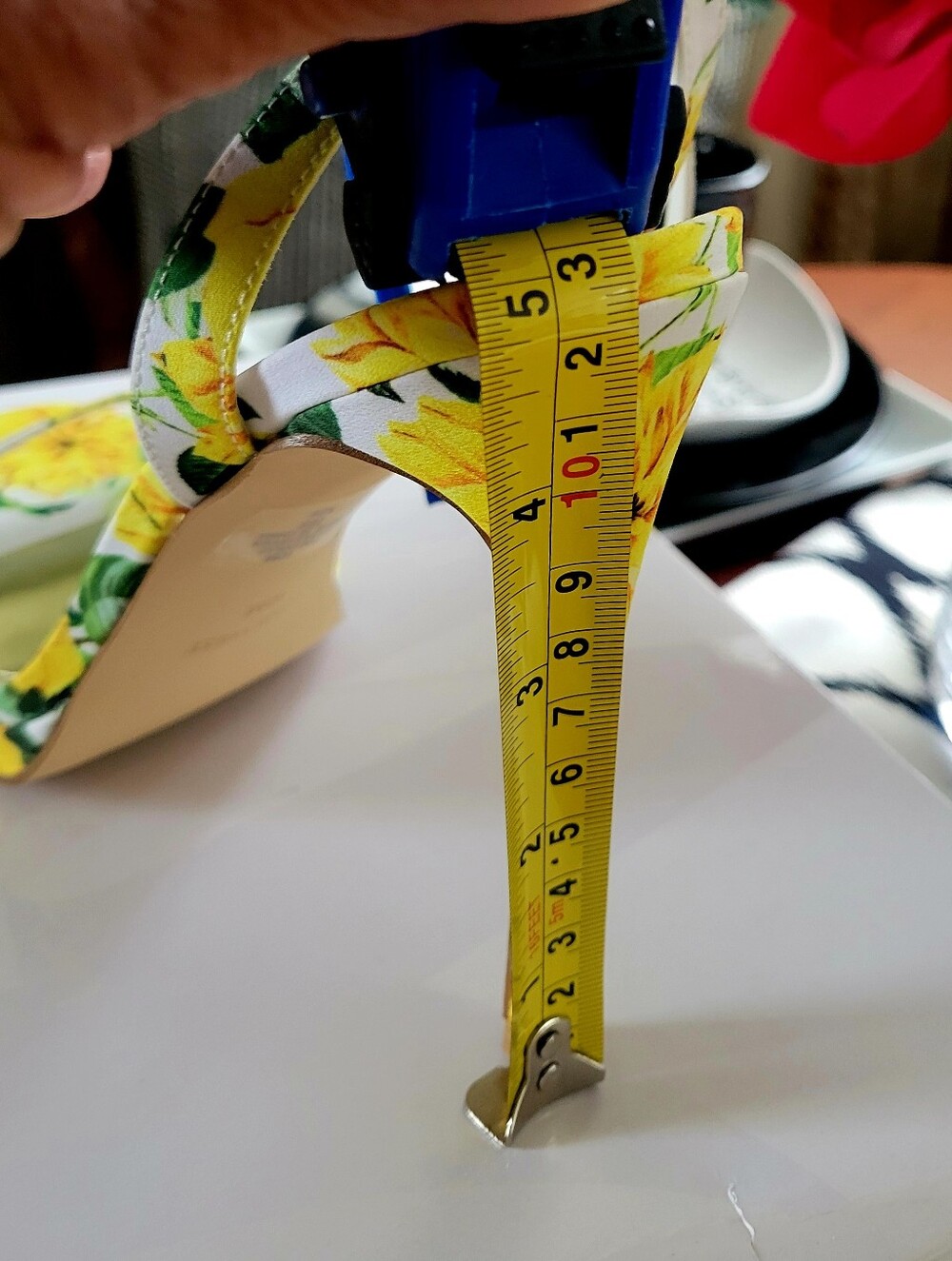 Nine West White Floral Slingback Heels with Yellow Accents - Picture 3 of 5